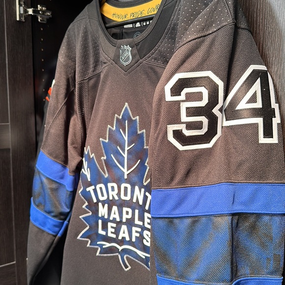 Auston Matthews adidas Black Toronto Maple Leafs Primegreen Authentic Pro Jersey - Picture 2 of 9